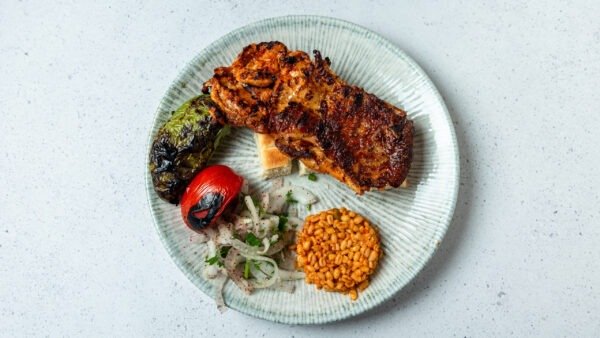 Grilled Chicken Fillet (Fileto pule të pjekur në zgarë)