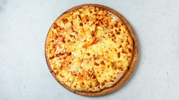 Margarita Pizza (Pica Margarita)