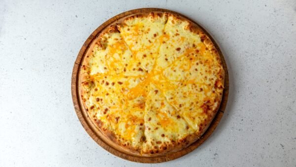Four-Cheese Pizza (Pica me Katër Djathërat)