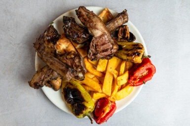 Lamb Chops (Bërxolla qengji)