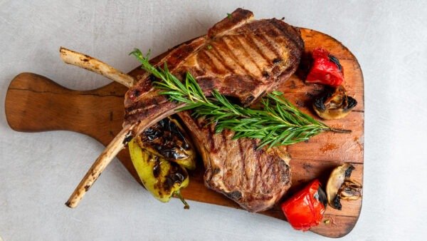 Tomahawk Steak With Fire Show 🔥 700-800 Gr - 4500 Leke / 1 kg - 6500 / 1.2 kg - 7000 Leke (Biftek "Tomahawk")