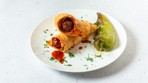Beef Shish Kebab Roll(Rotull me shish qebab viçi)